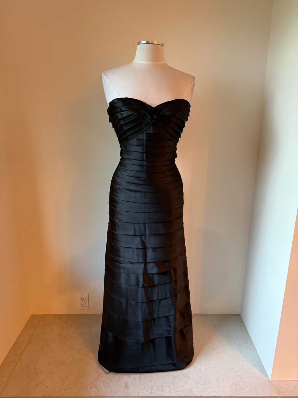 BCBGMaxAzria Strapless Black Pleated Gown - Picture 2 of 3